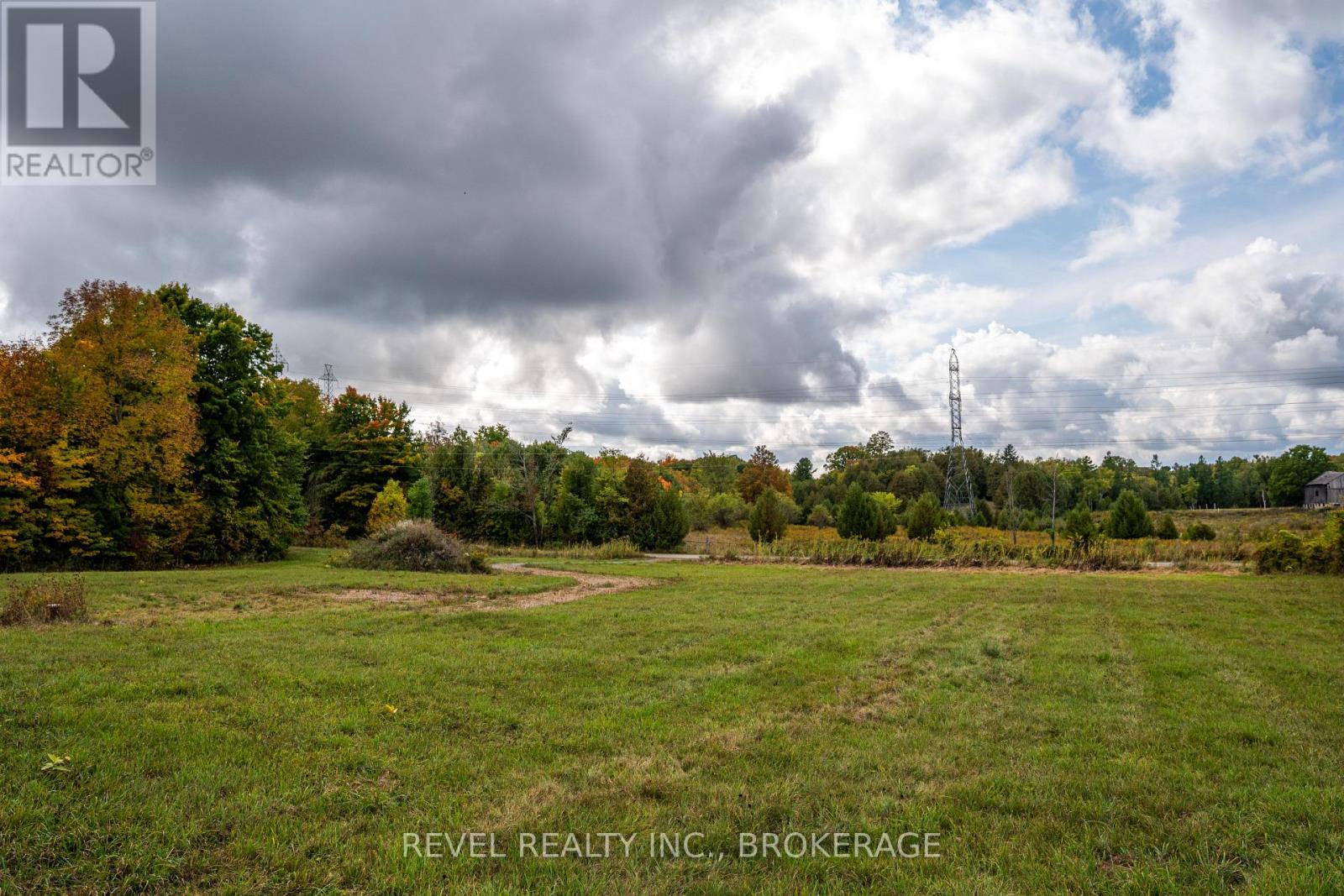 00 Forty Foot Road Property Photo 13