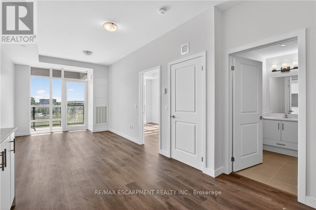 606 - 461 Green Road Property Photo 12