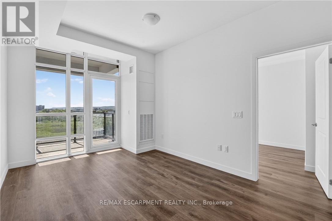 606 - 461 Green Road Property Photo 17