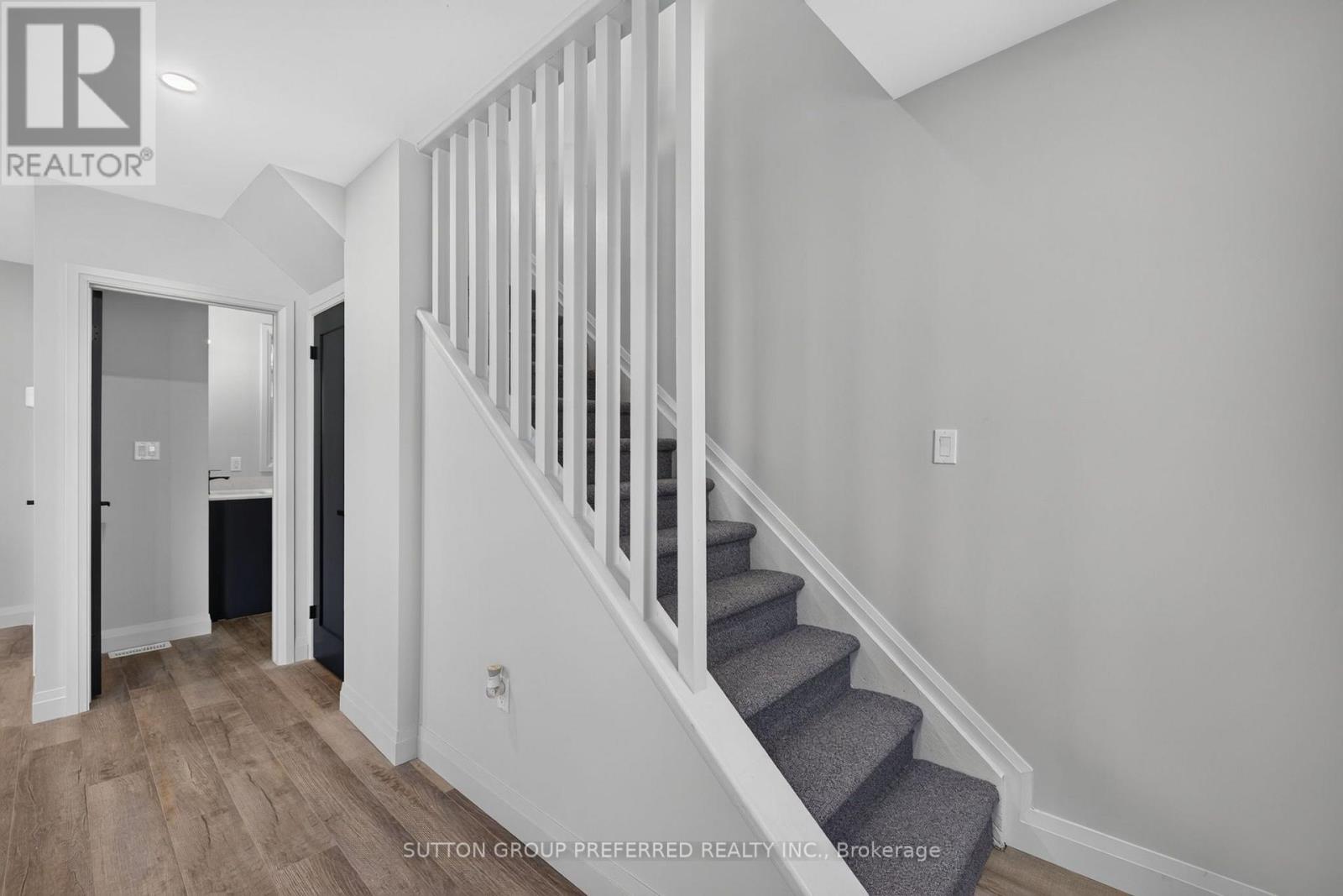 118 Delaware Street Property Photo 10