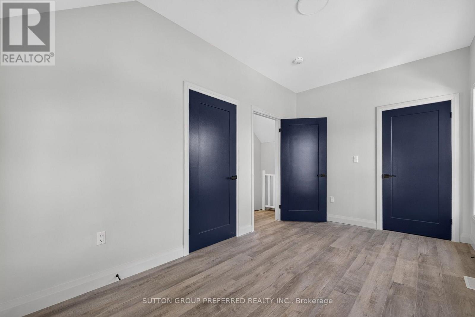118 Delaware Street Property Photo 23