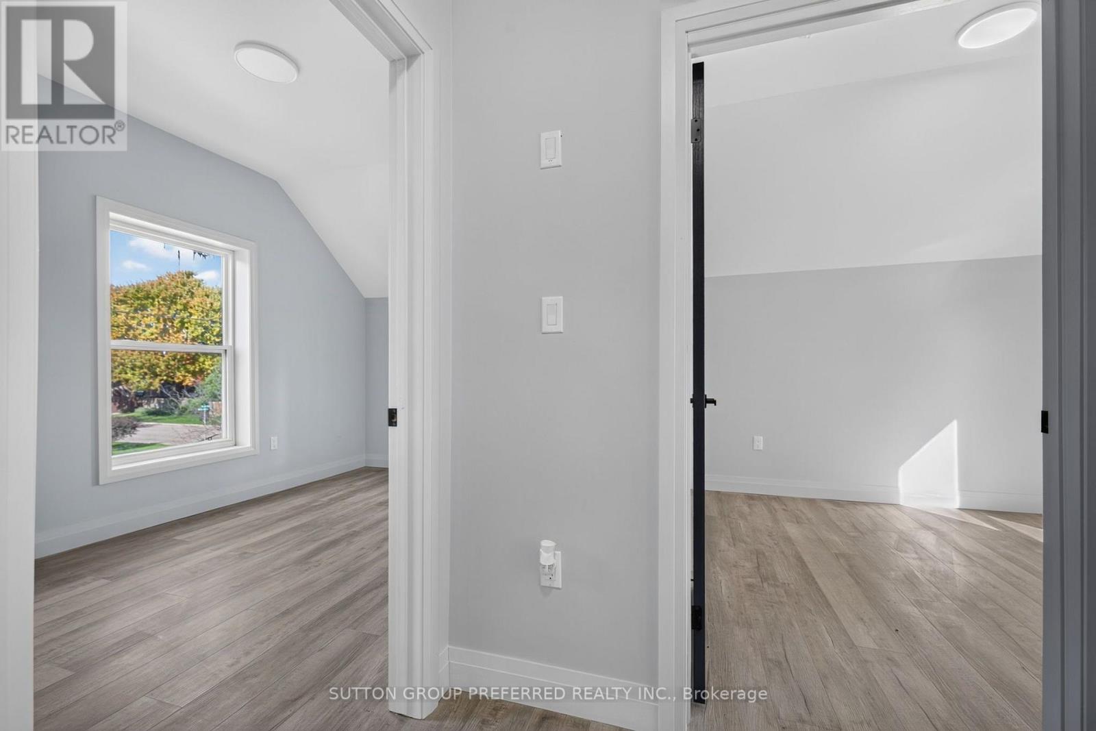 118 Delaware Street Property Photo 29