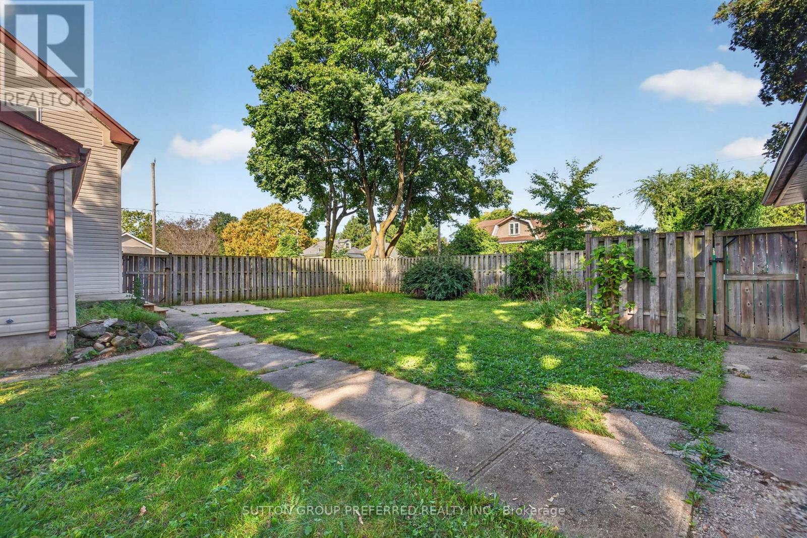 118 Delaware Street Property Photo 41