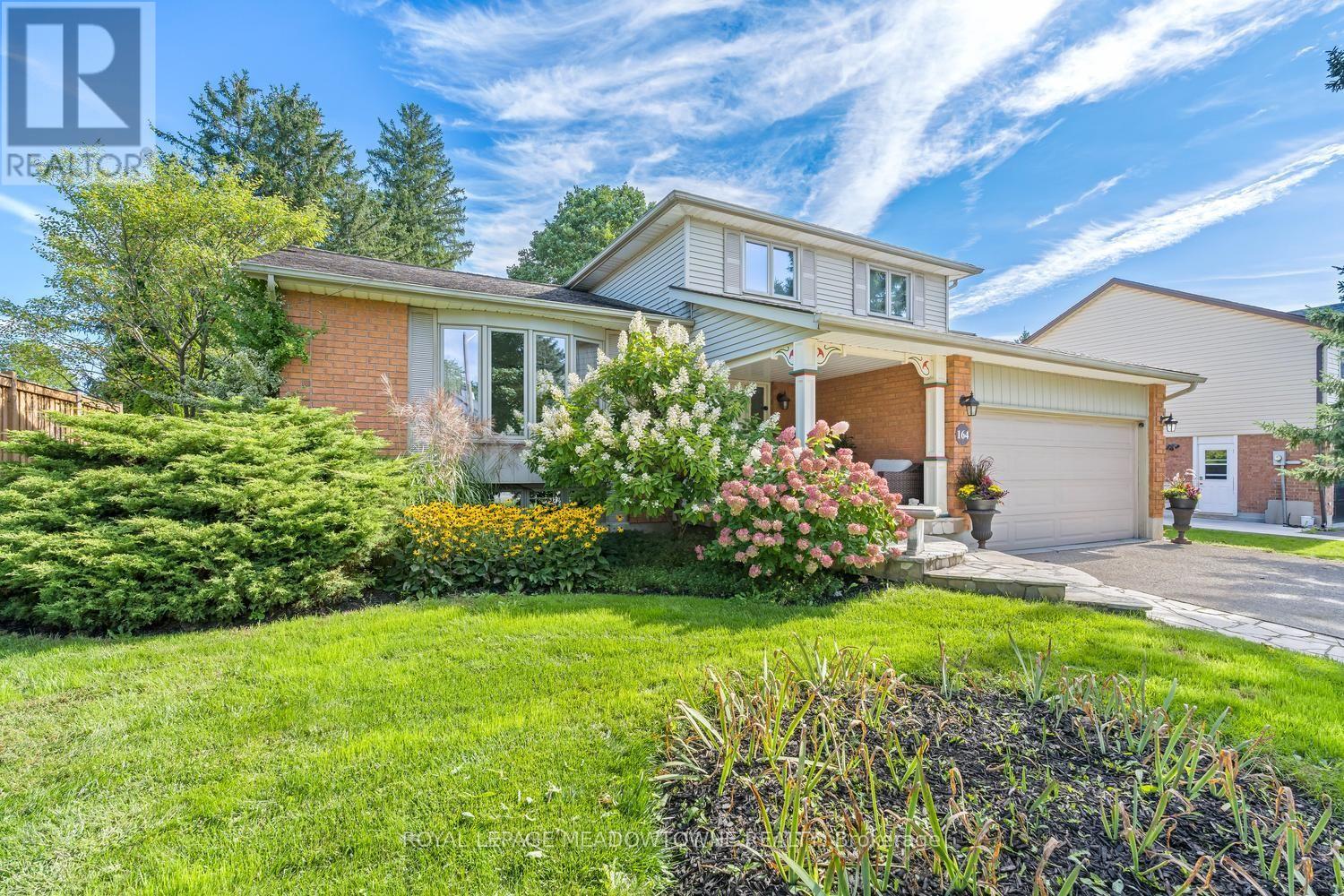164 Henry Street Property Photo 4