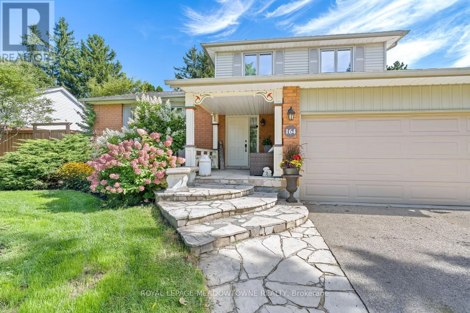164 Henry Street Property Photo 5