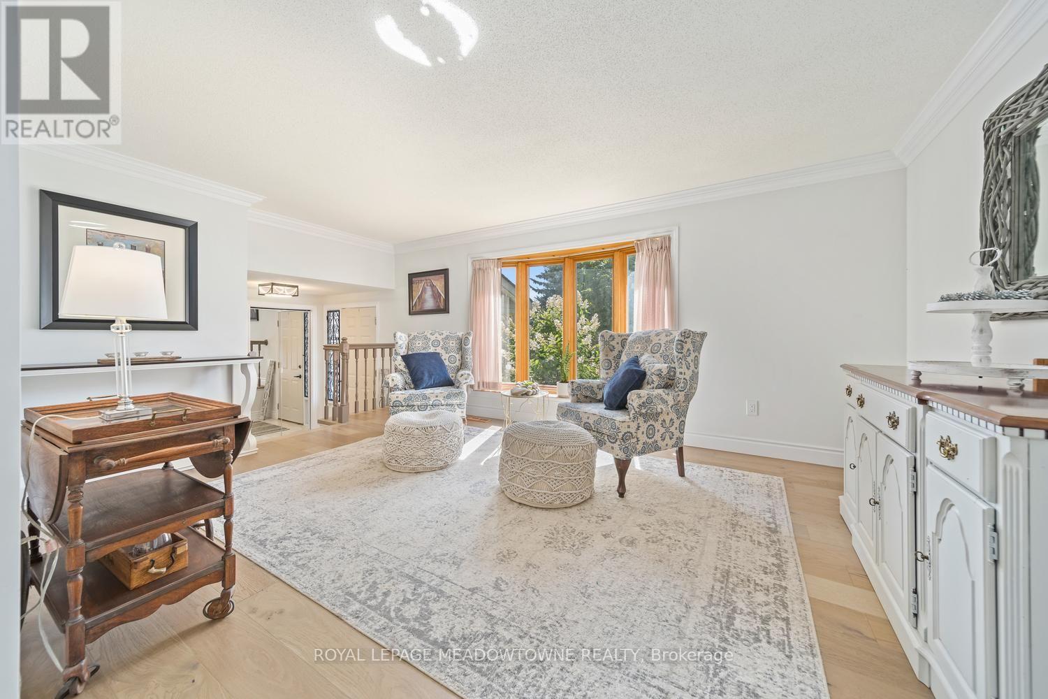 164 Henry Street Property Photo 9