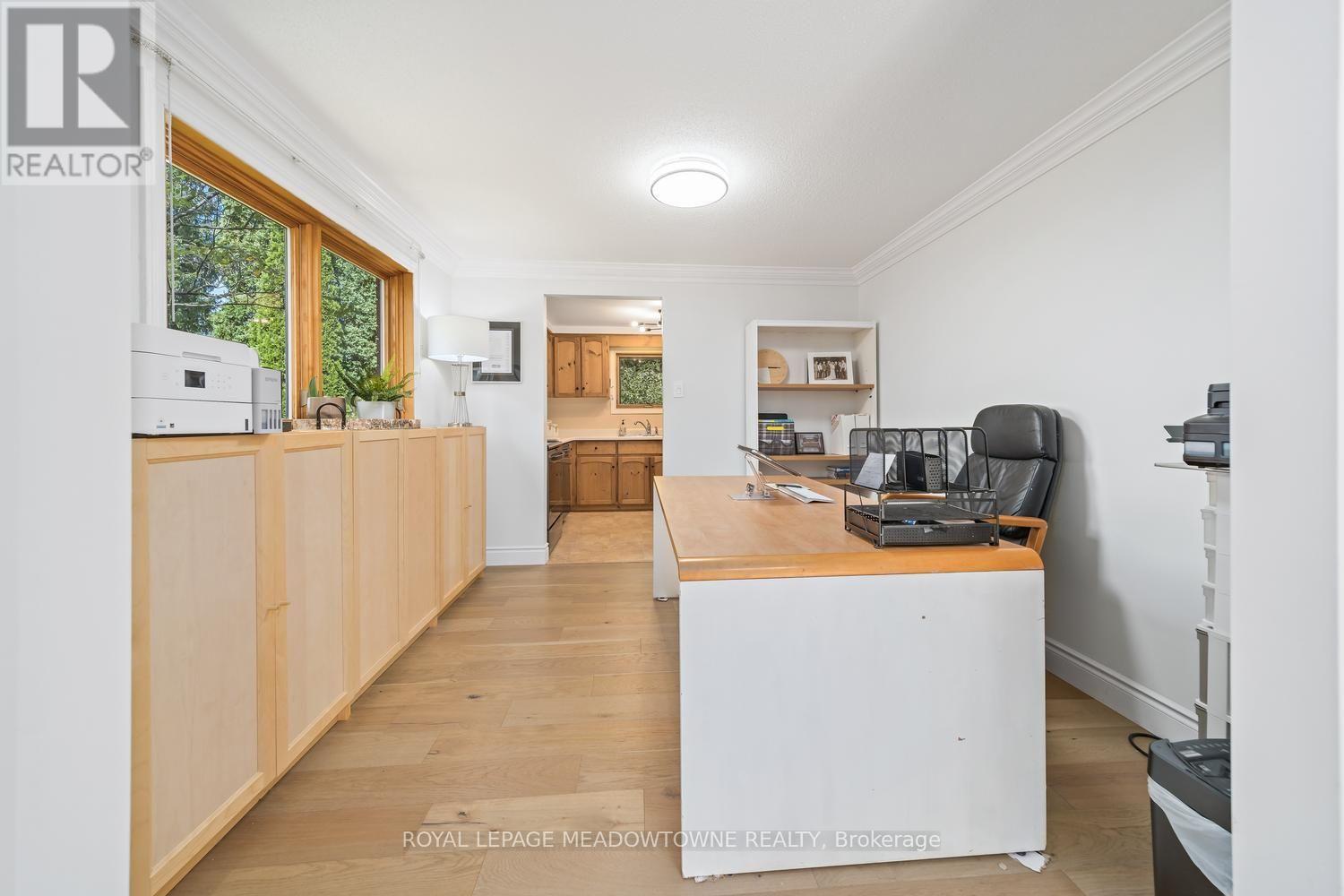 164 Henry Street Property Photo 12