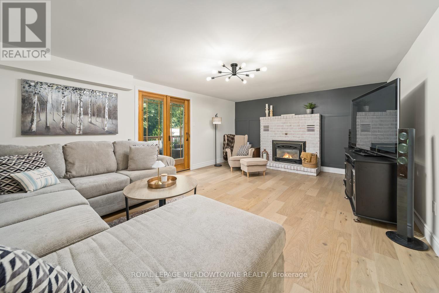 164 Henry Street Property Photo 19
