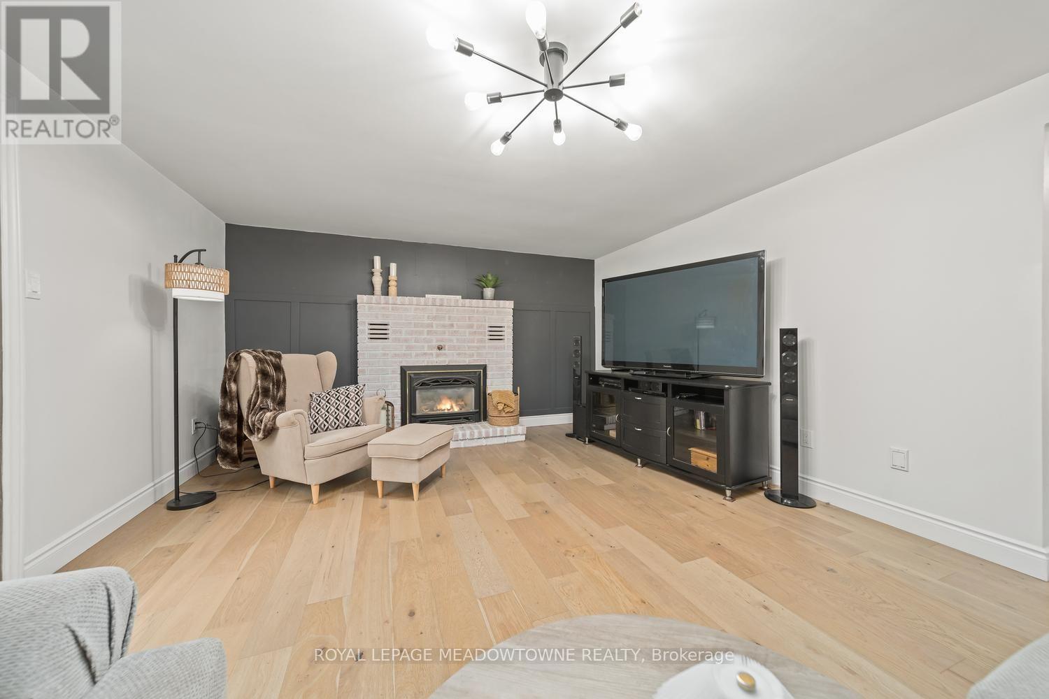 164 Henry Street Property Photo 20