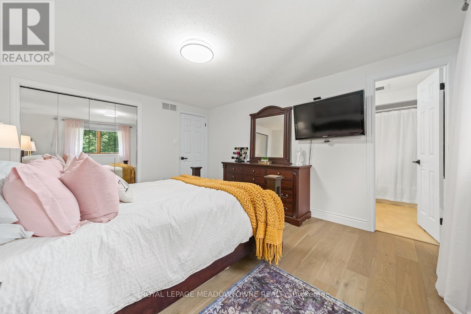 164 Henry Street Property Photo 27