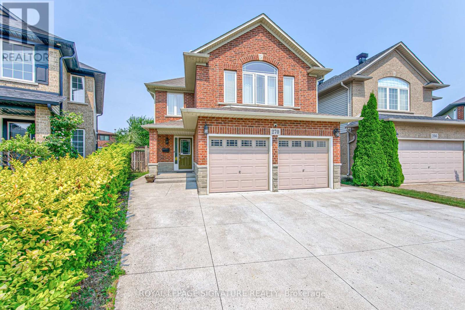 270 Springvalley Crescent Property Photo 1