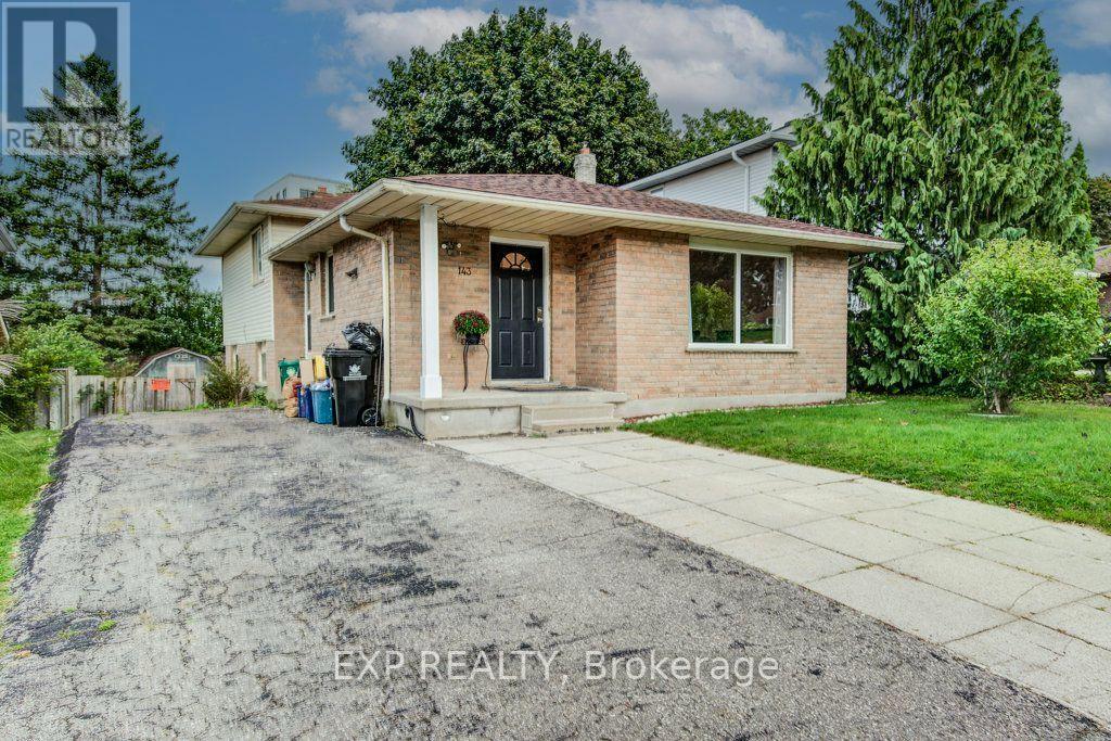 143 Sunrise Place Property Photo 2