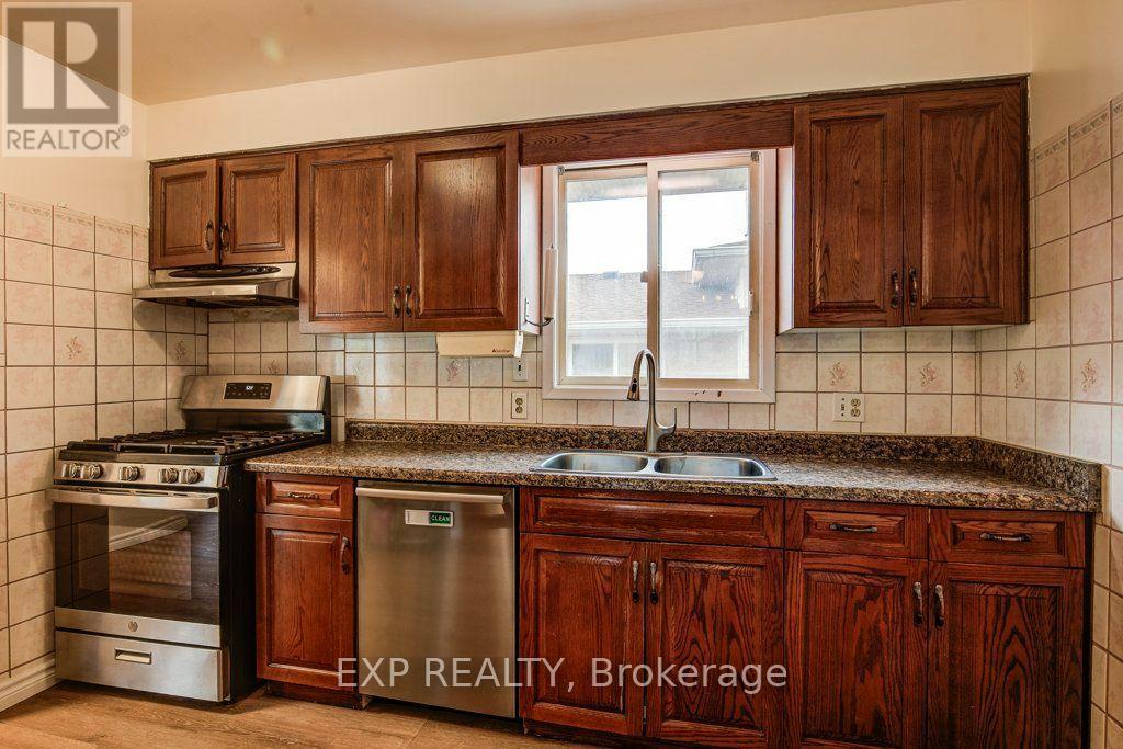 143 Sunrise Place Property Photo 8