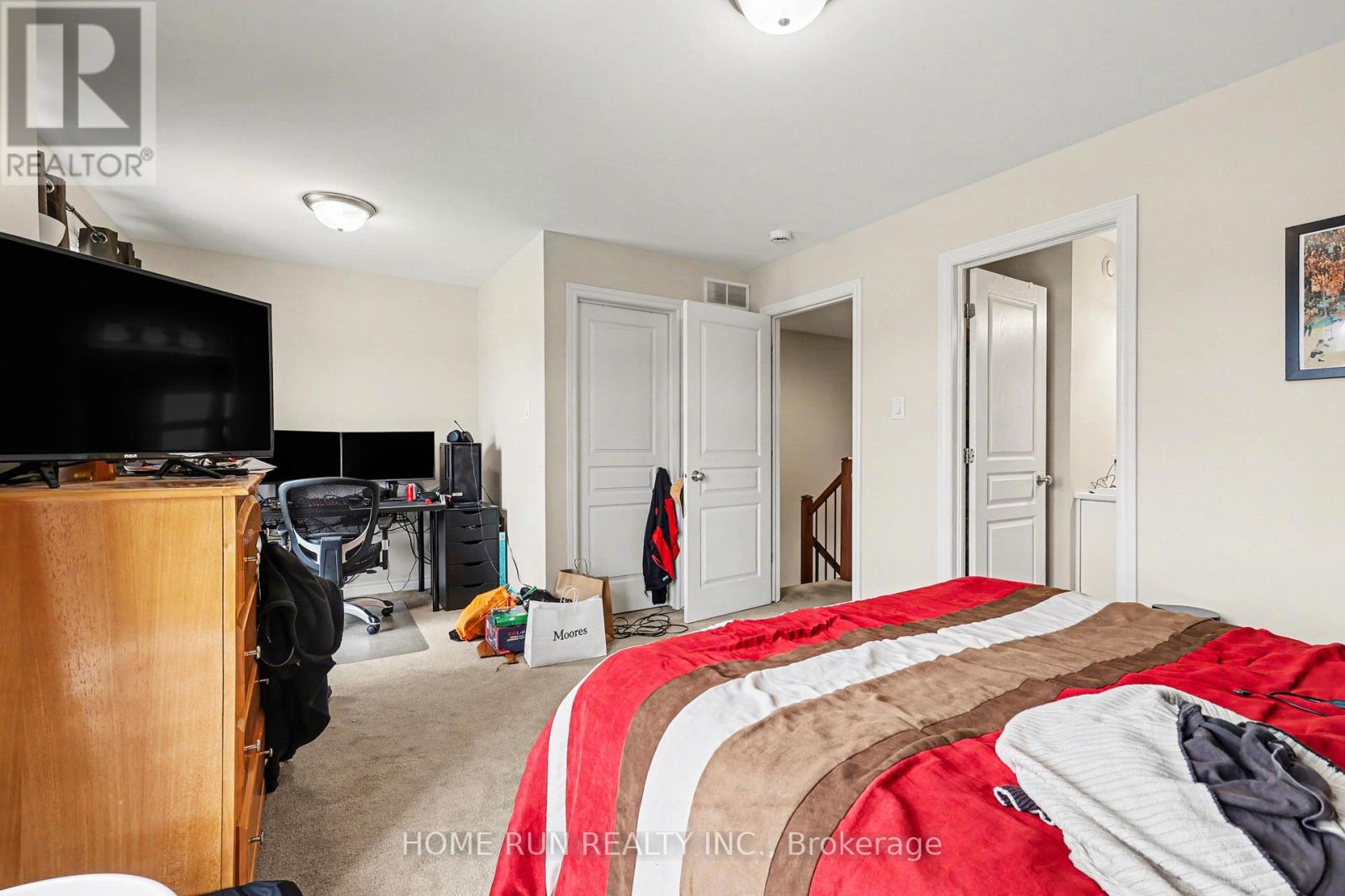 257 Dolce Crescent Property Photo 11