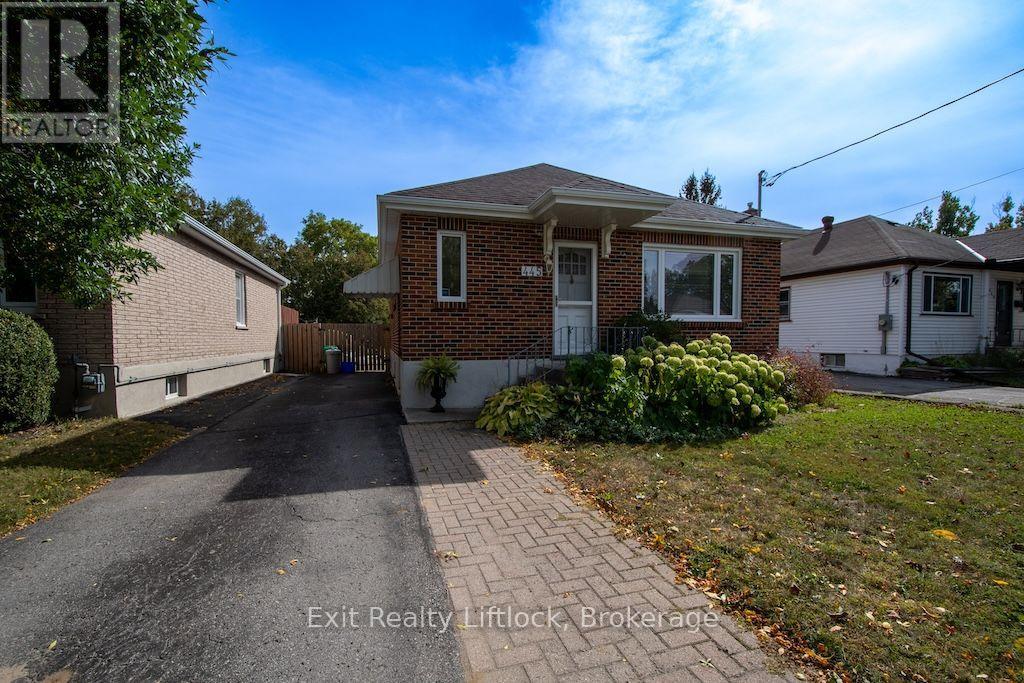 445 Arndon Avenue Property Photo 1