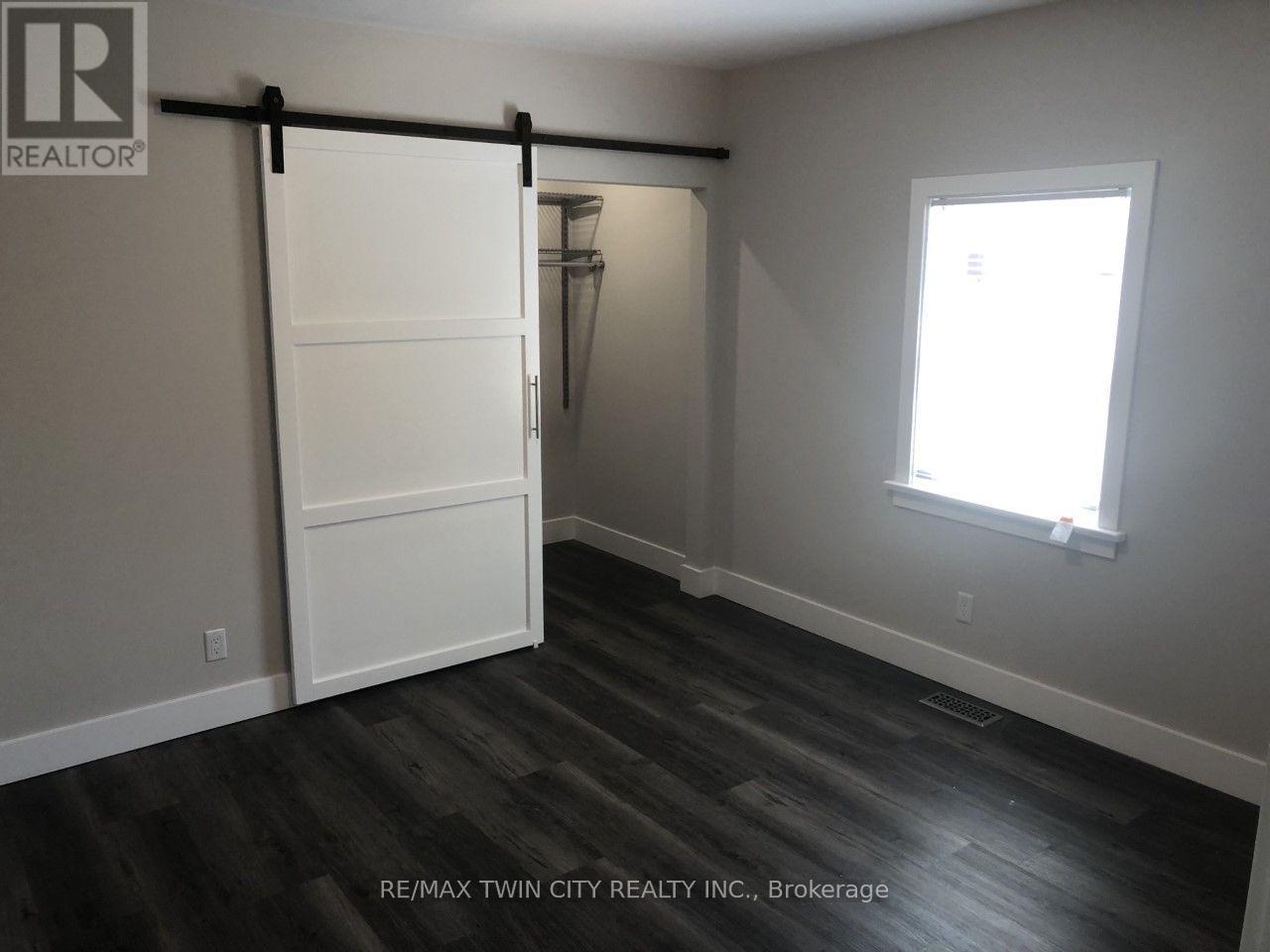 805 Rockway Drive Property Photo 7
