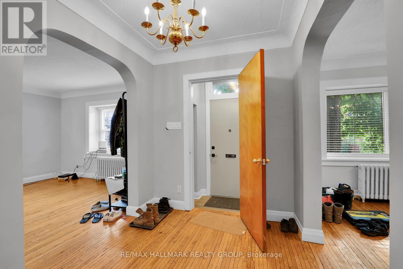 310 Mona Avenue Property Photo 4