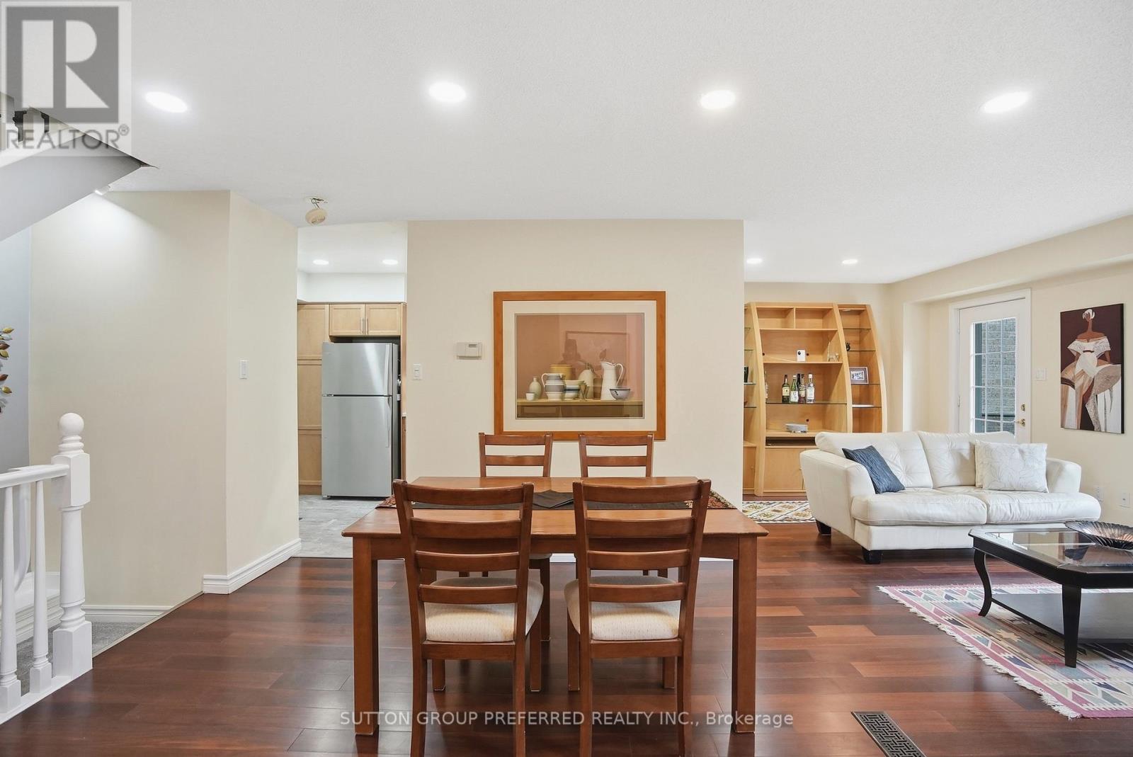 17 - 1500 Richmond Street Property Photo 10