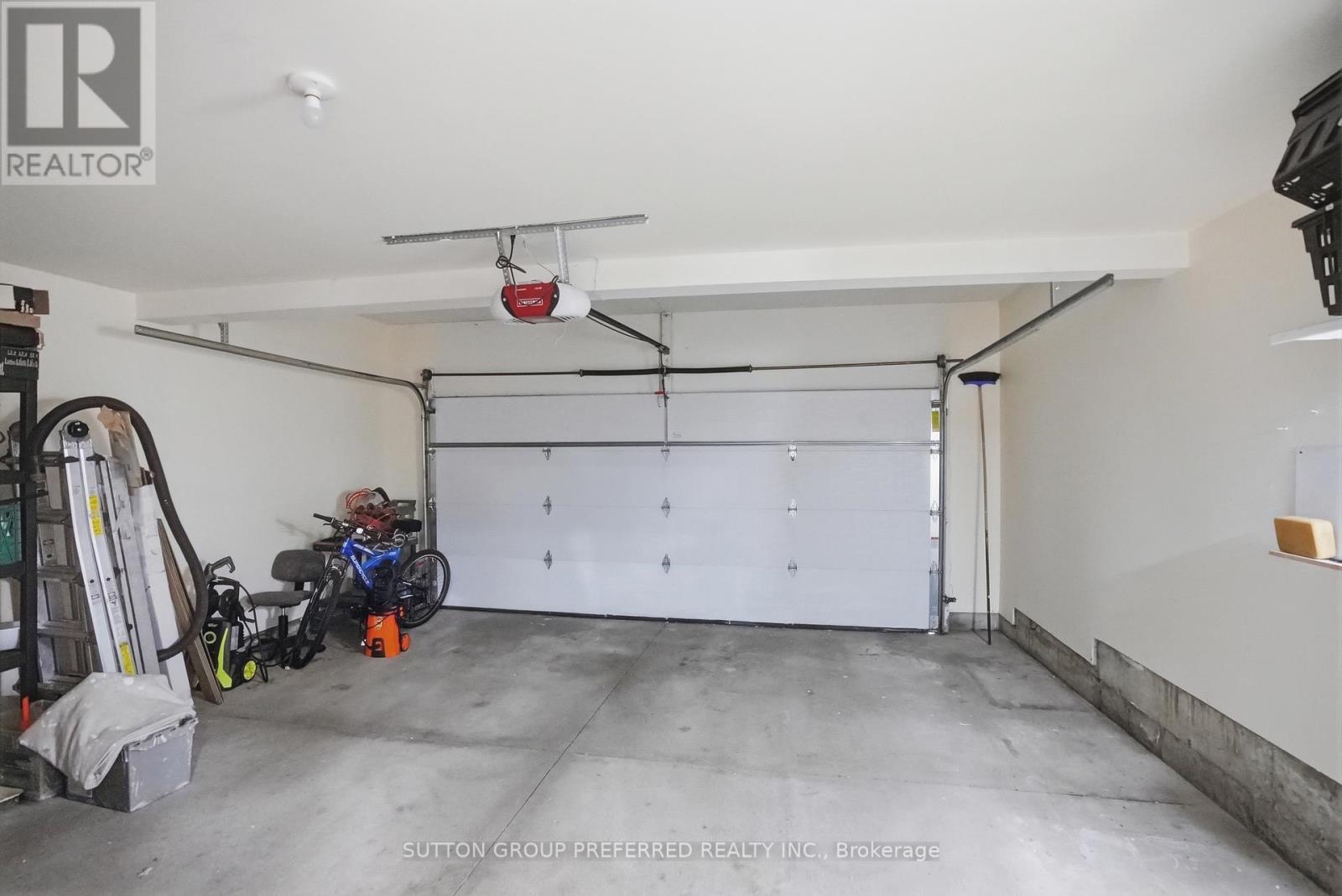 17 - 1500 Richmond Street Property Photo 41