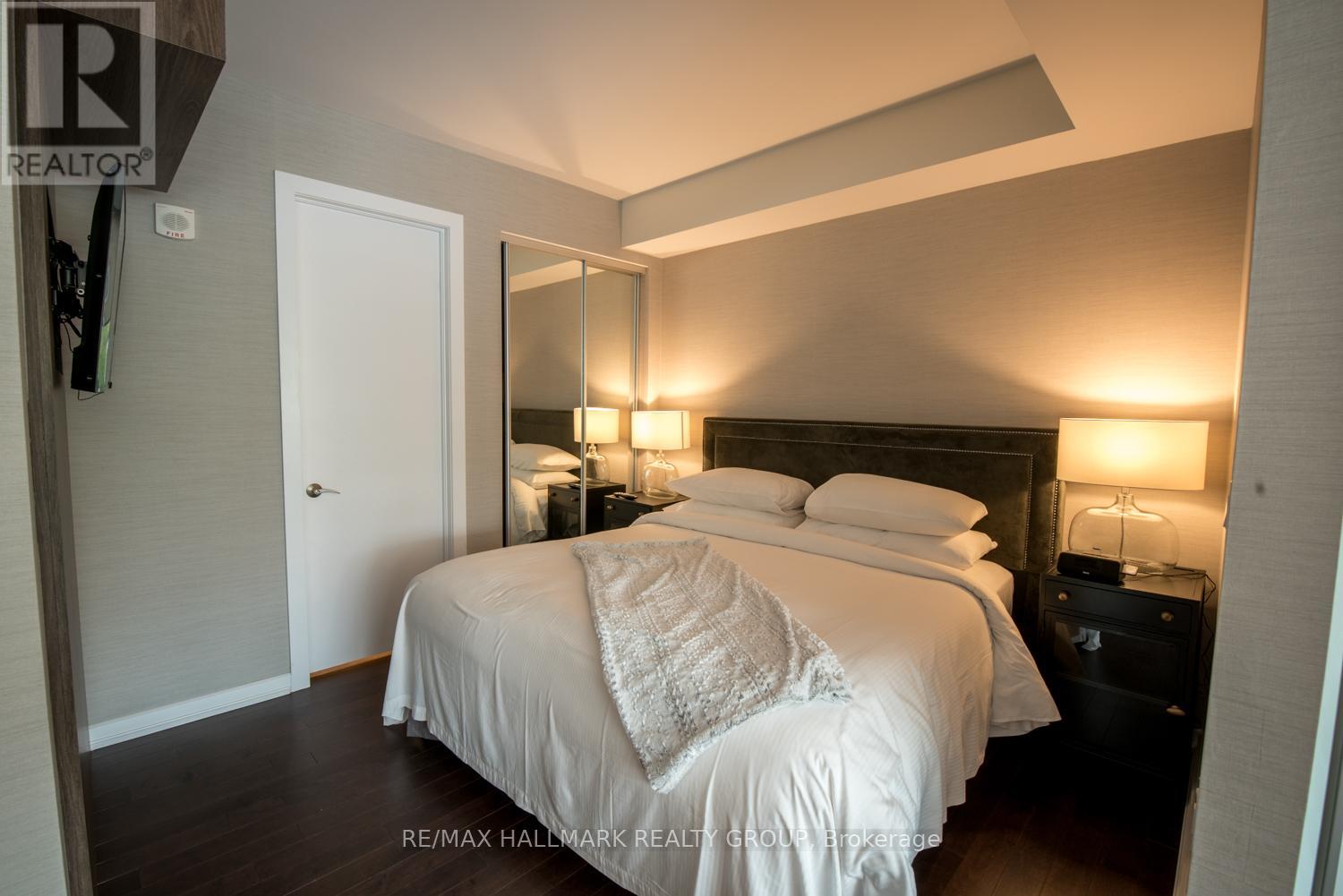 201 - 300 Lisgar Street Property Photo 16
