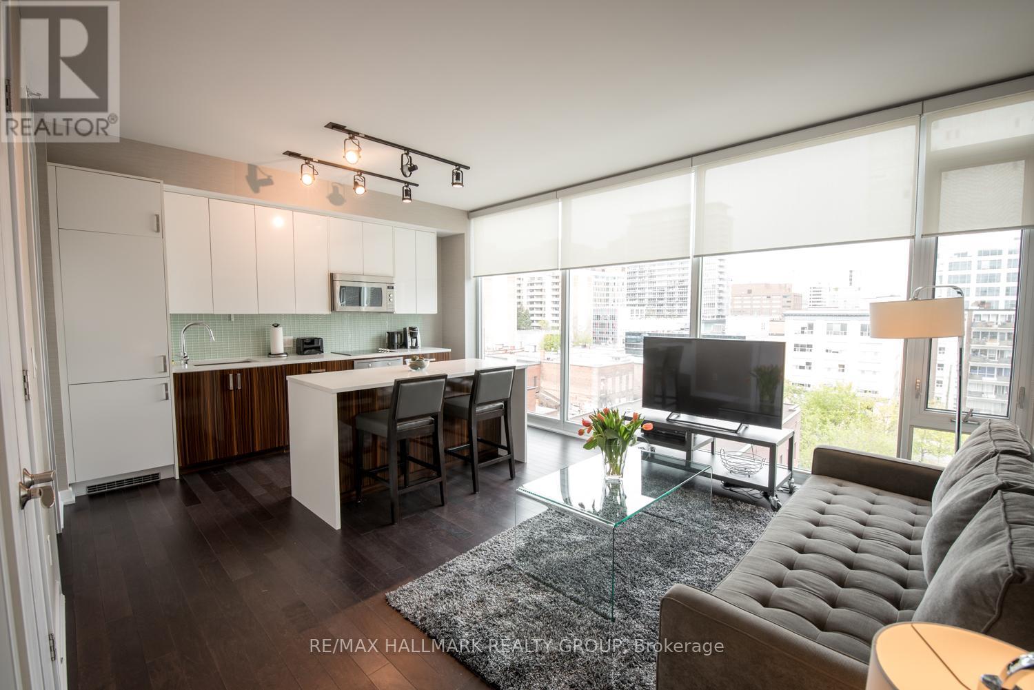 1111 - 300 Lisgar Street Property Photo 6