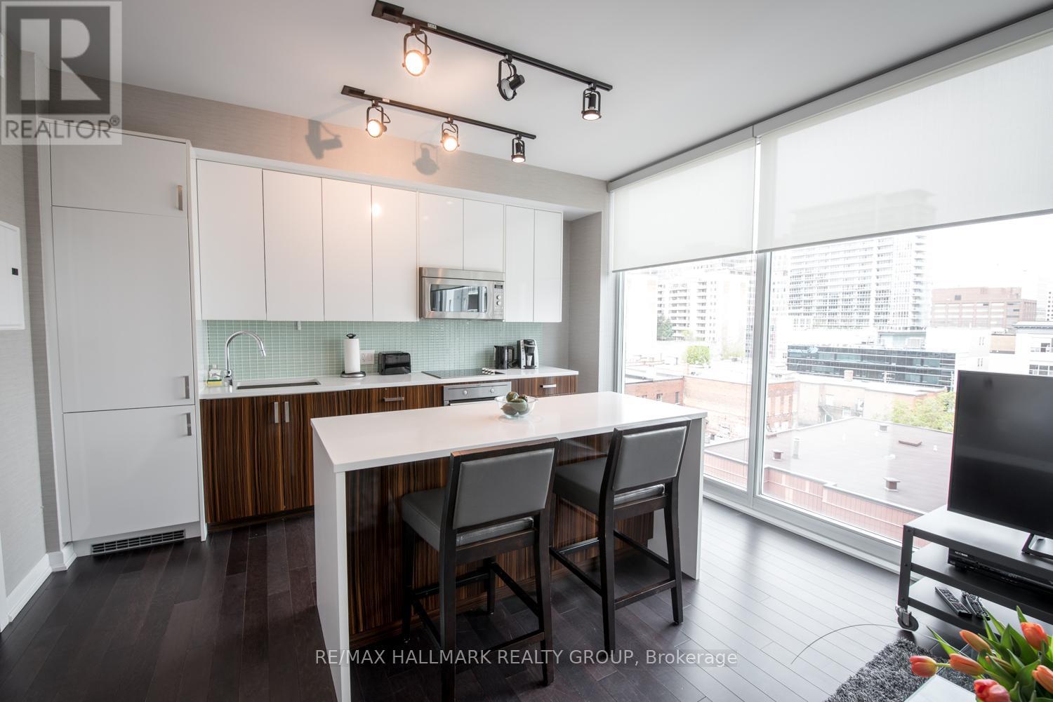1111 - 300 Lisgar Street Property Photo 9