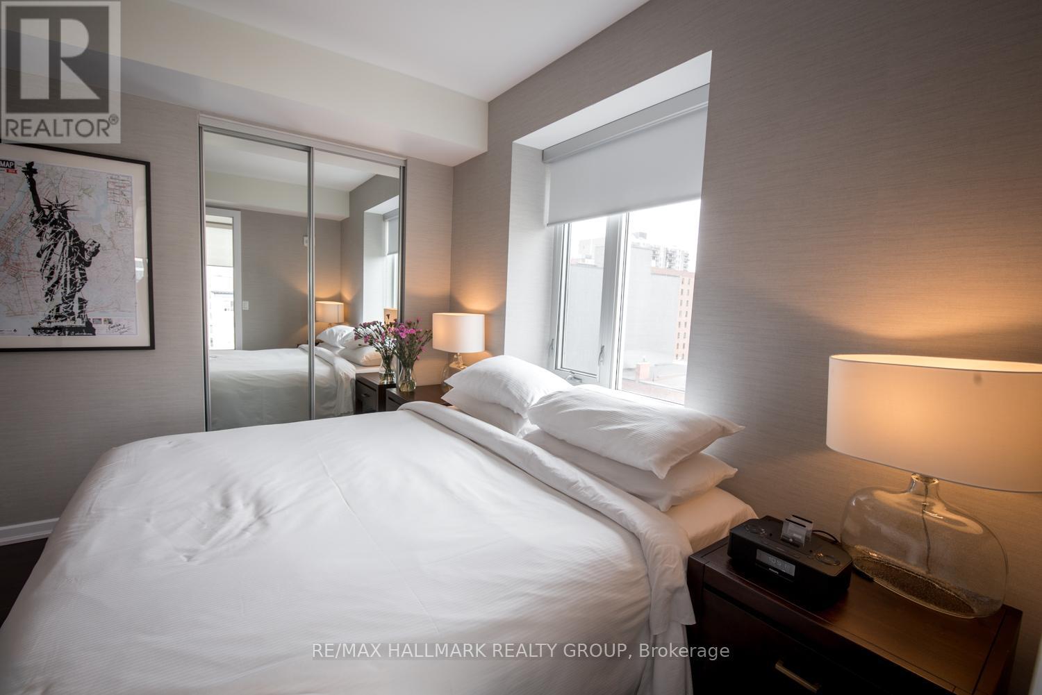 1111 - 300 Lisgar Street Property Photo 12