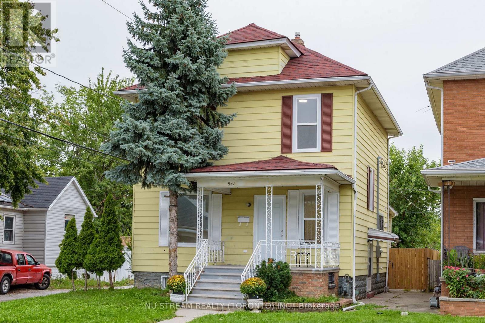 941 CATARAQUI STREET Property Photo 1