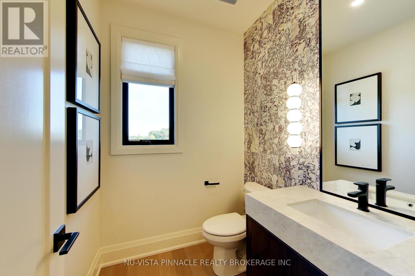 1643 Upper West Avenue Property Photo 4