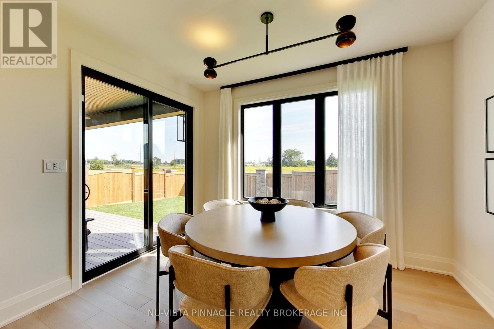 1643 Upper West Avenue Property Photo 12