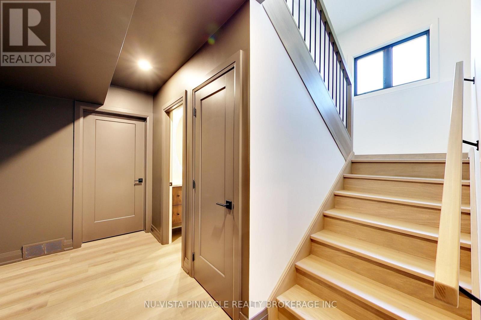 1643 Upper West Avenue Property Photo 28