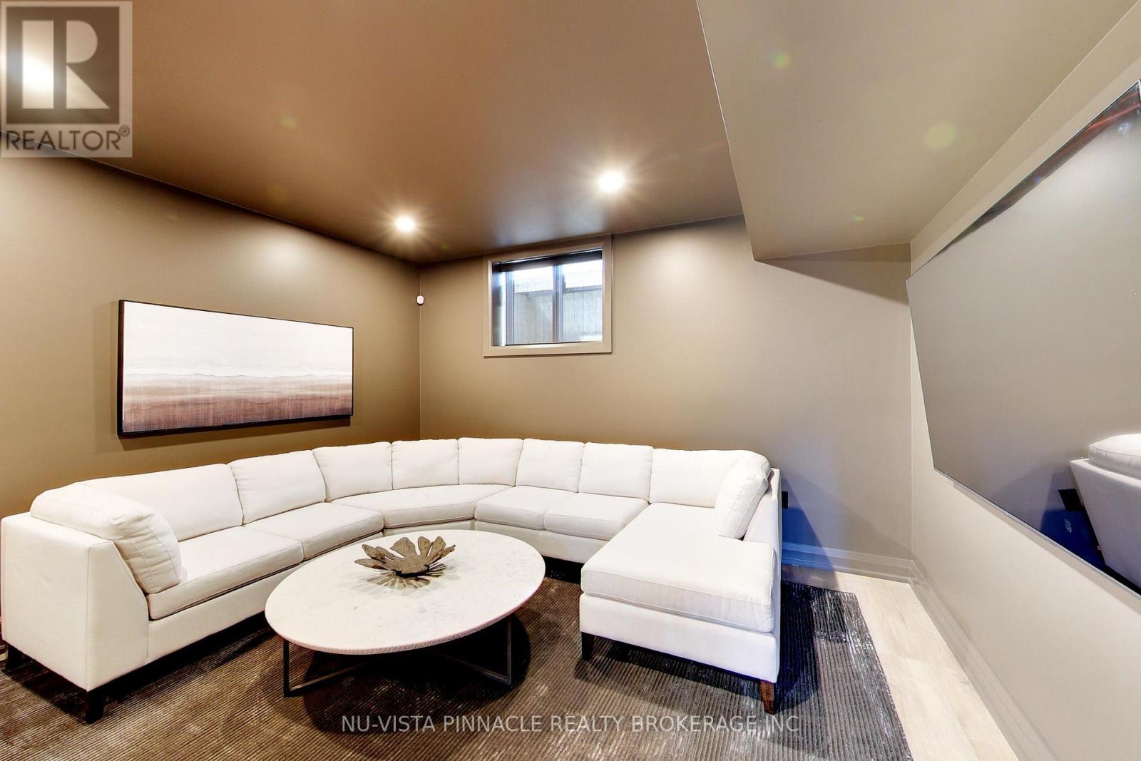 1643 Upper West Avenue Property Photo 31