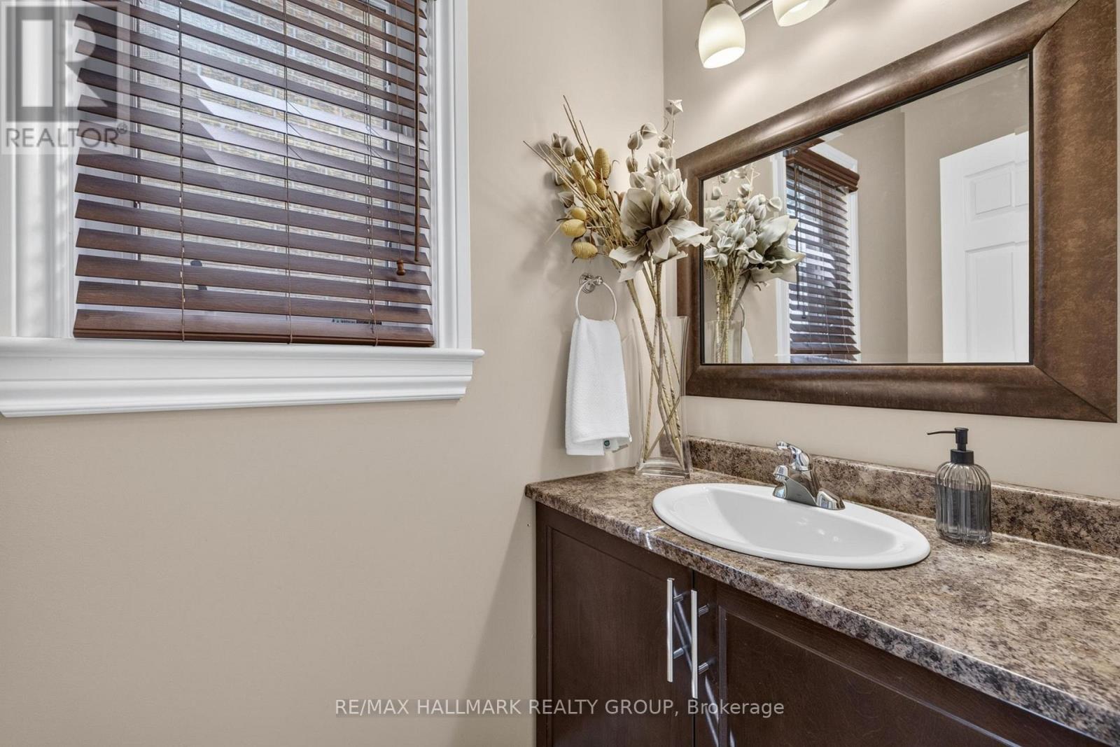 856 Norton Avenue Property Photo 14