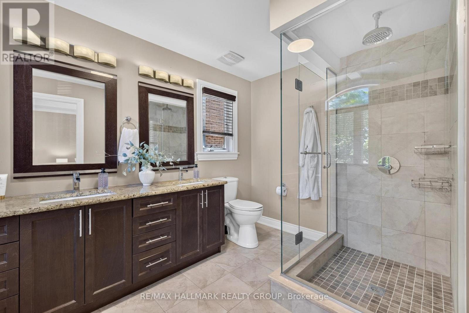 856 Norton Avenue Property Photo 18