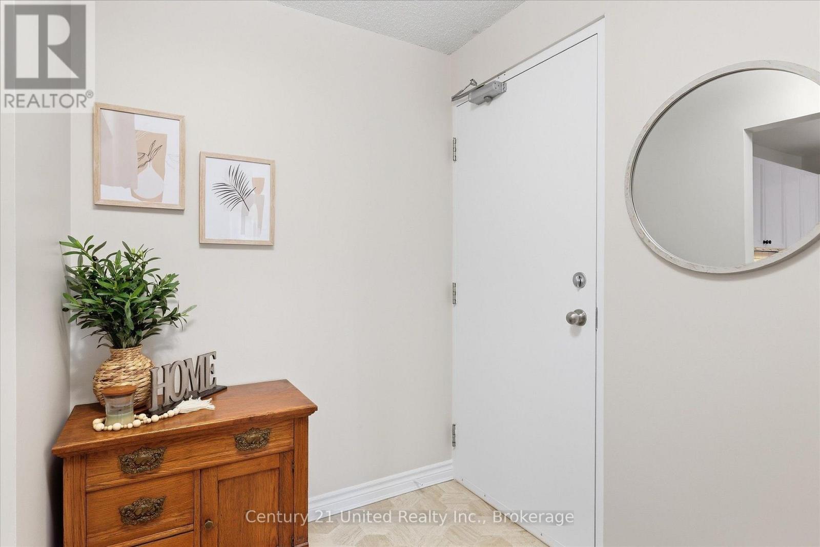 202 - 2406 Mountland Drive Property Photo 6