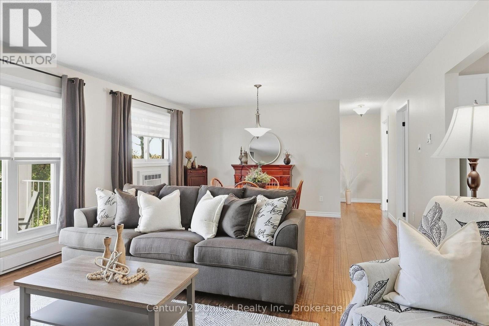 202 - 2406 Mountland Drive Property Photo 17
