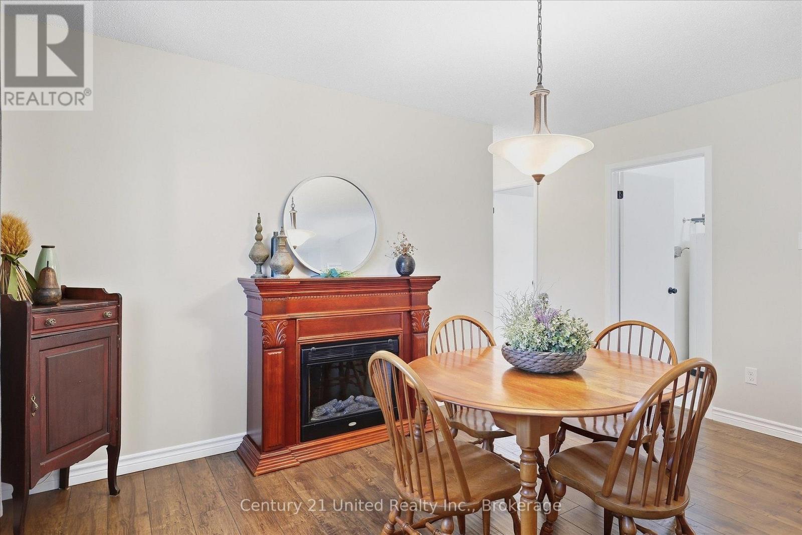 202 - 2406 Mountland Drive Property Photo 19