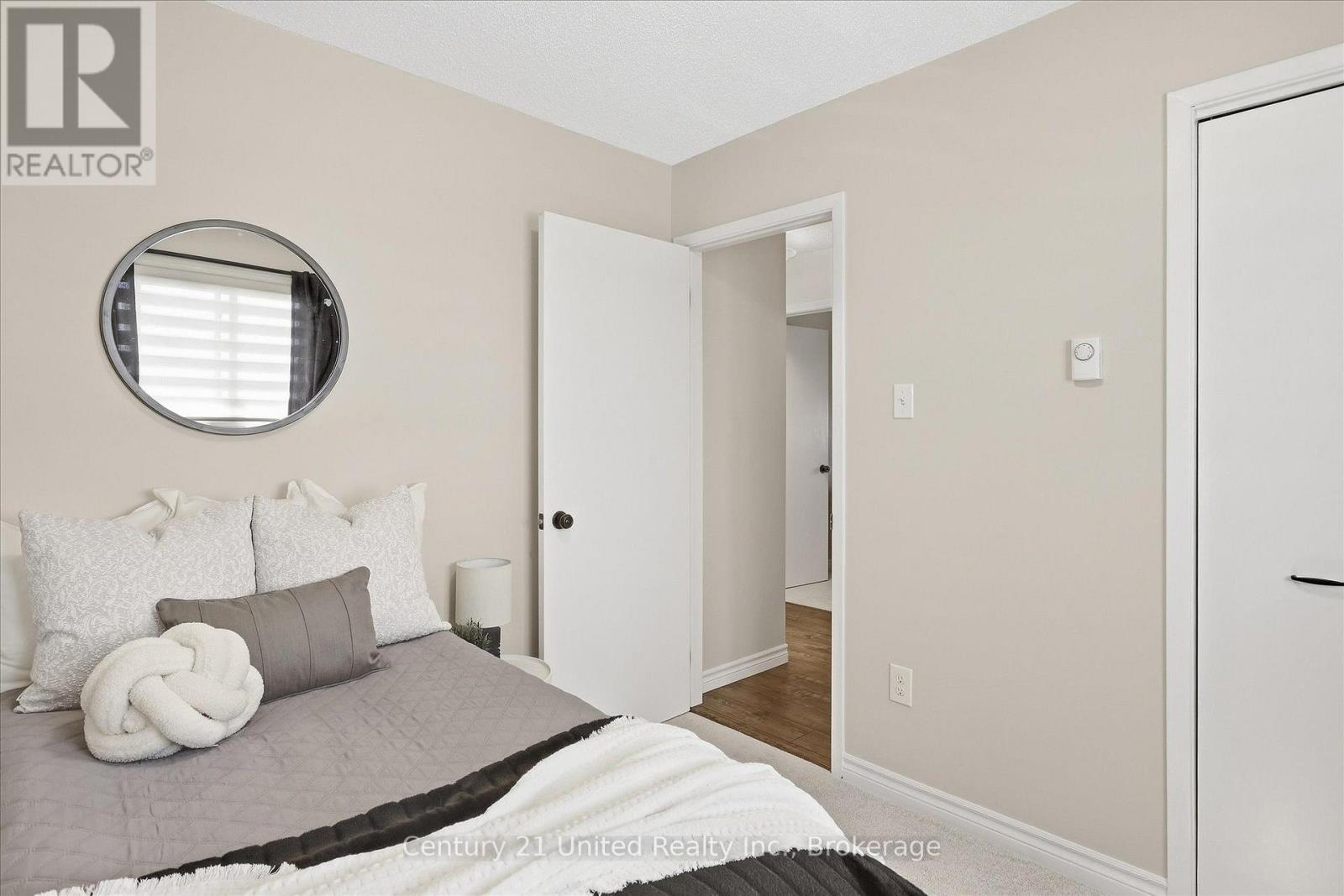 202 - 2406 Mountland Drive Property Photo 31