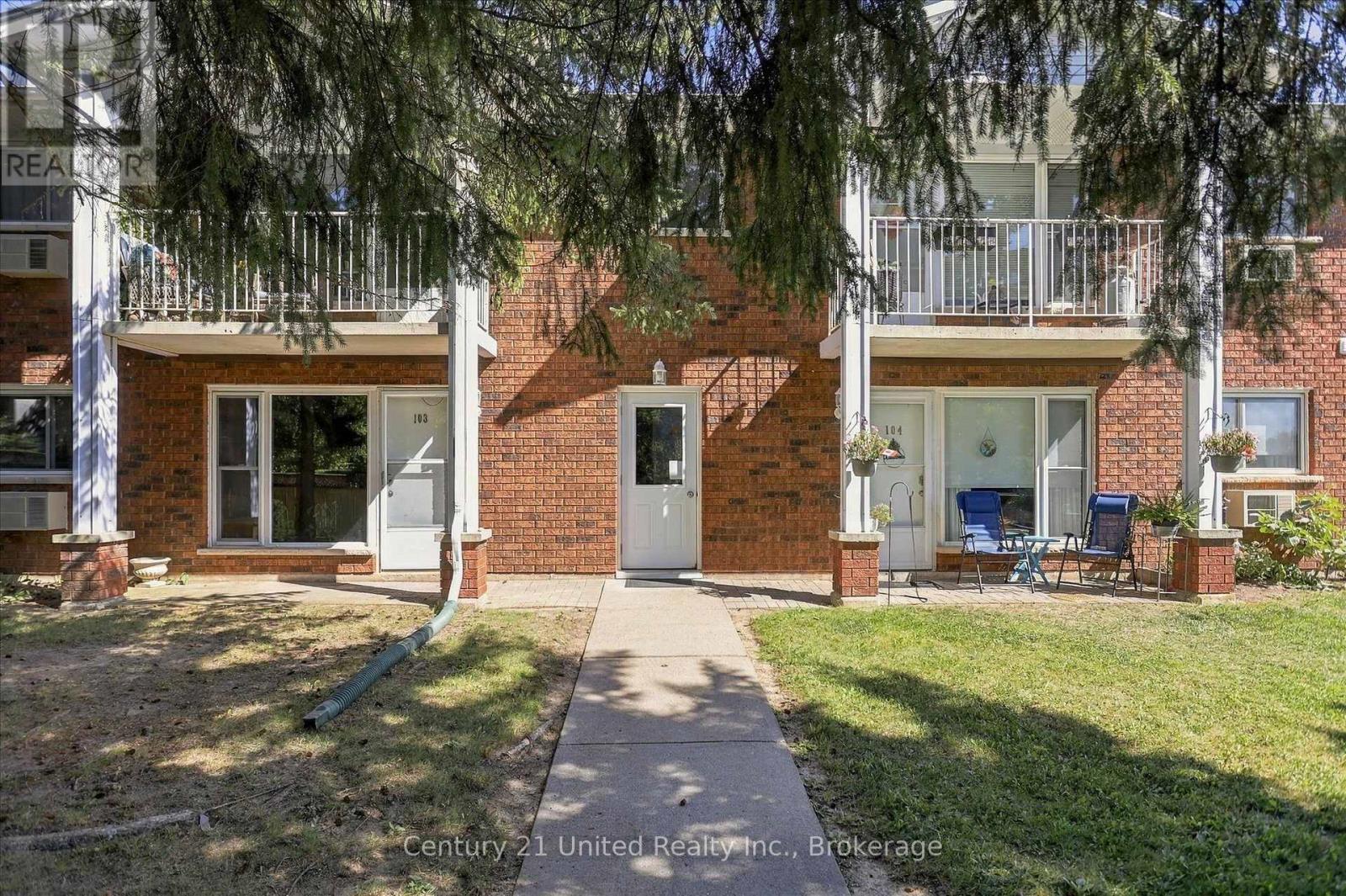 202 - 2406 Mountland Drive Property Photo 41