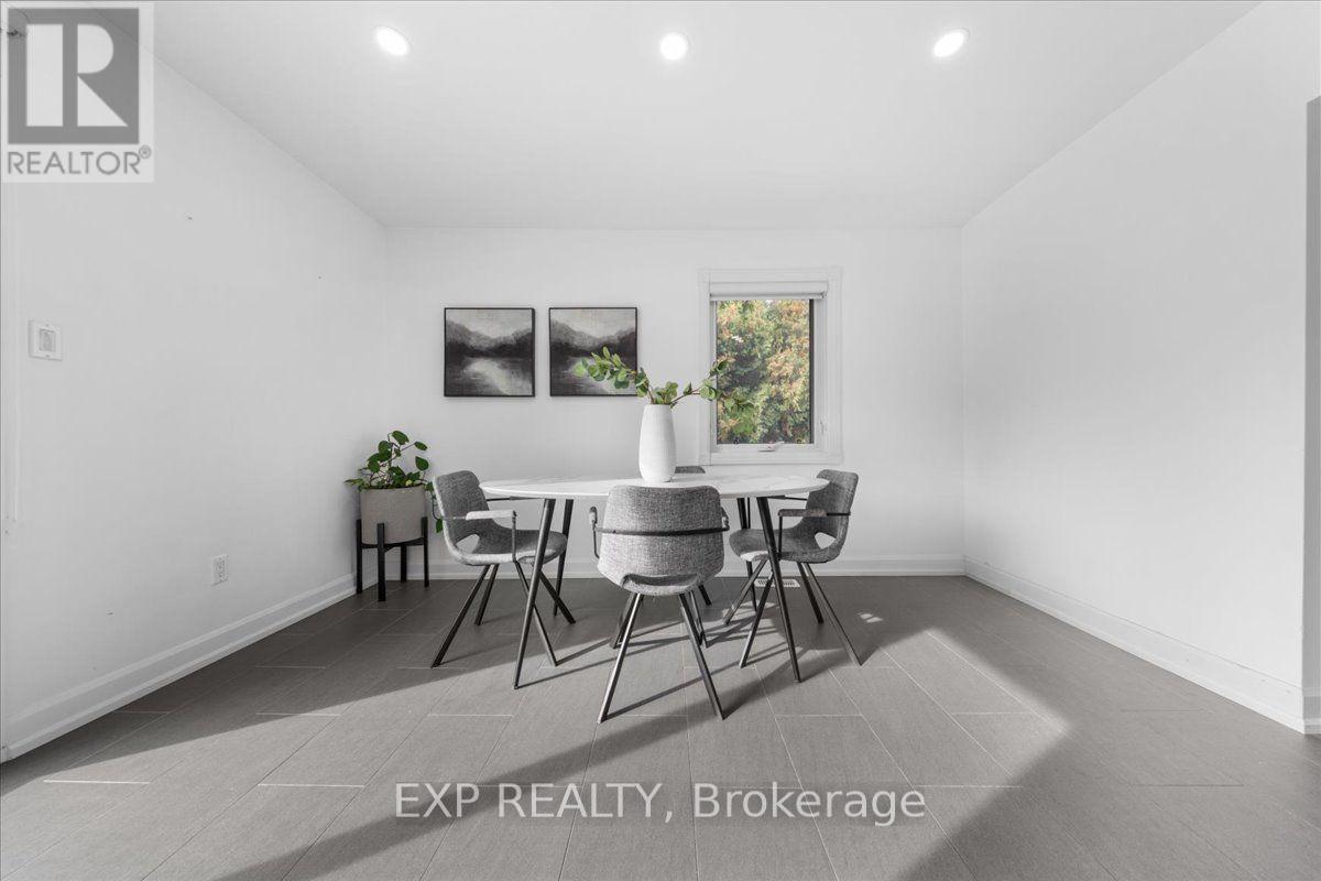 2940 Prince Of Wales Drive Property Photo 7