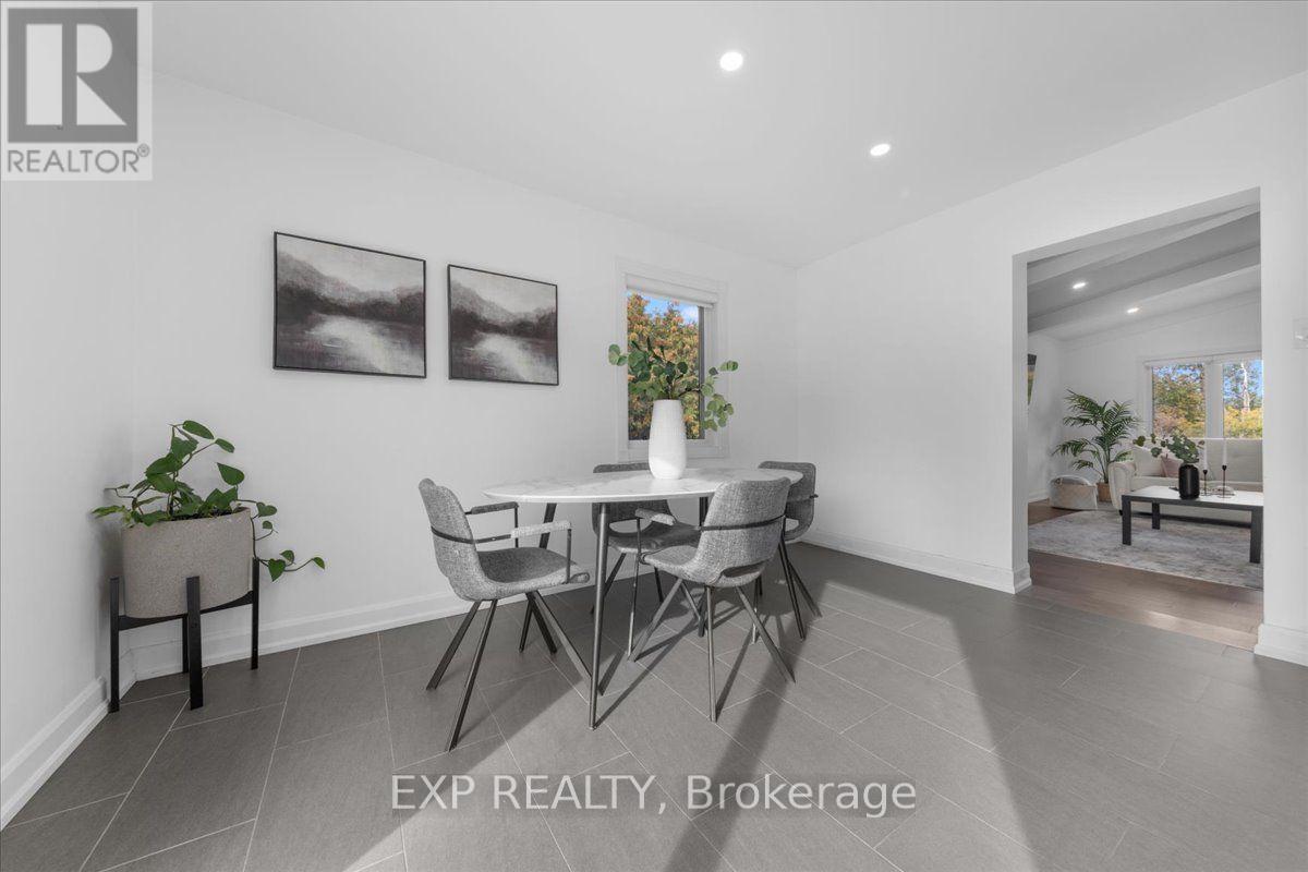 2940 Prince Of Wales Drive Property Photo 8