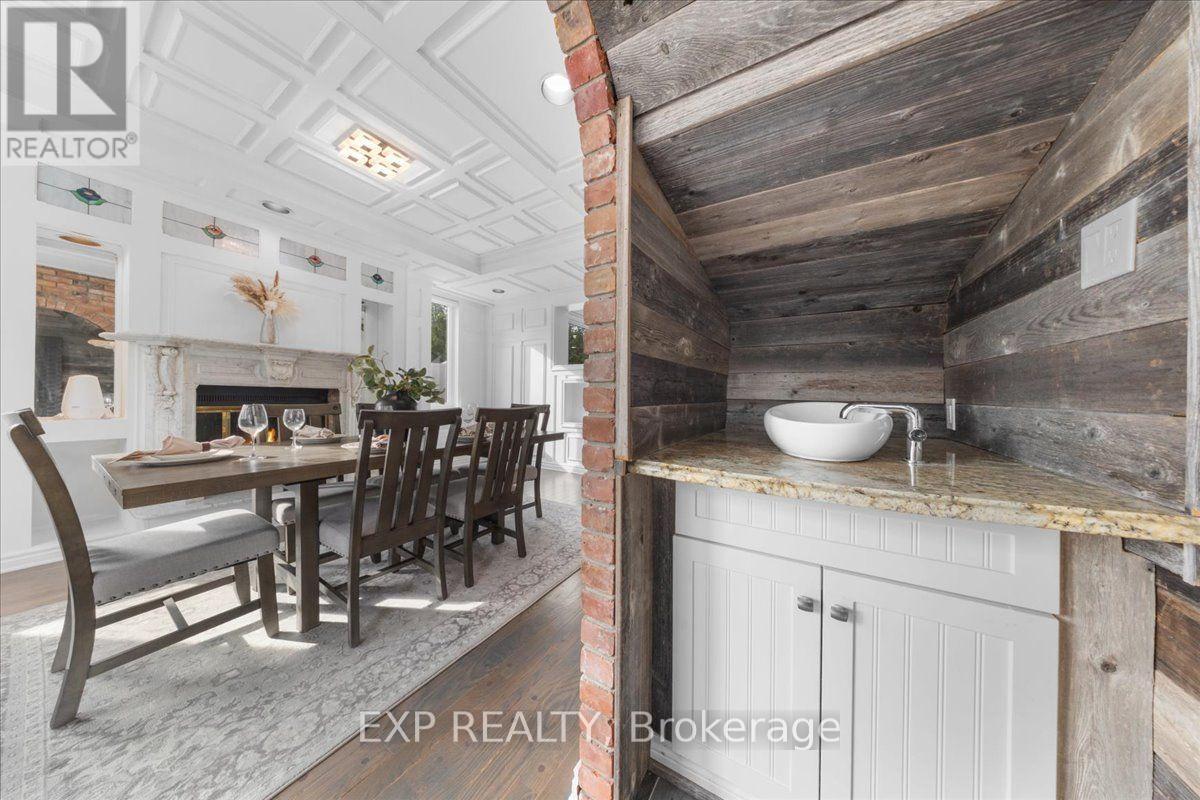 2940 Prince Of Wales Drive Property Photo 16