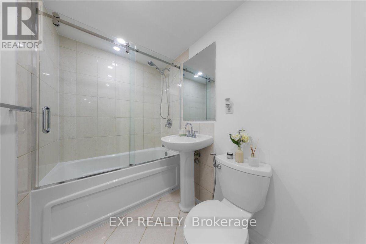 2940 Prince Of Wales Drive Property Photo 24