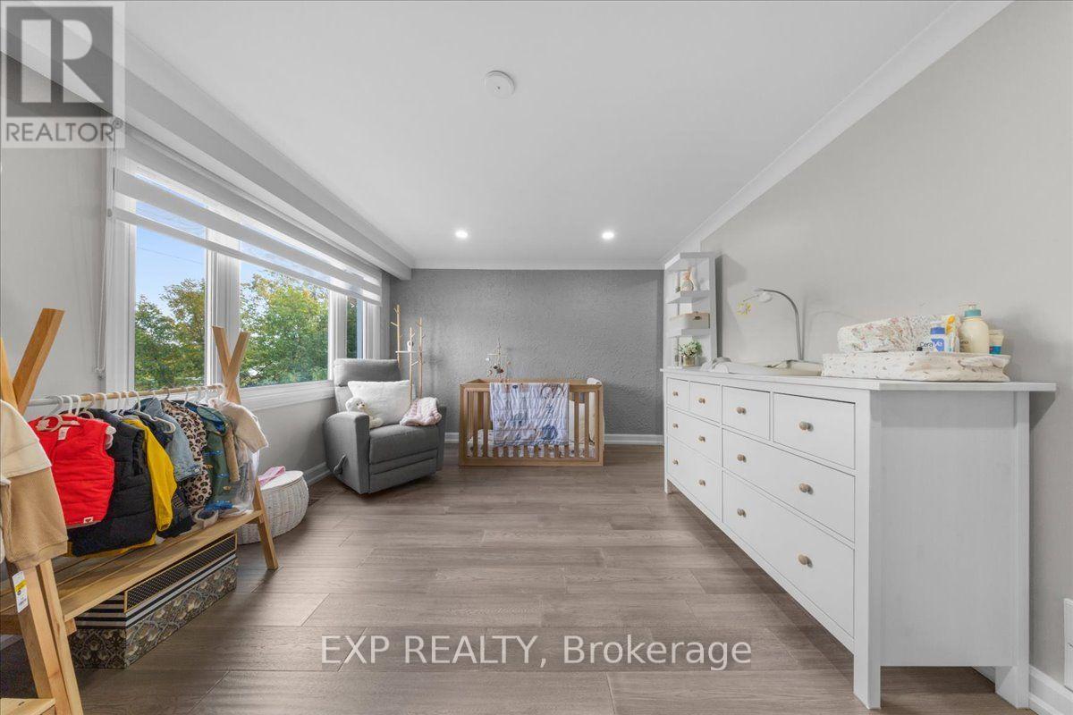 2940 Prince Of Wales Drive Property Photo 25