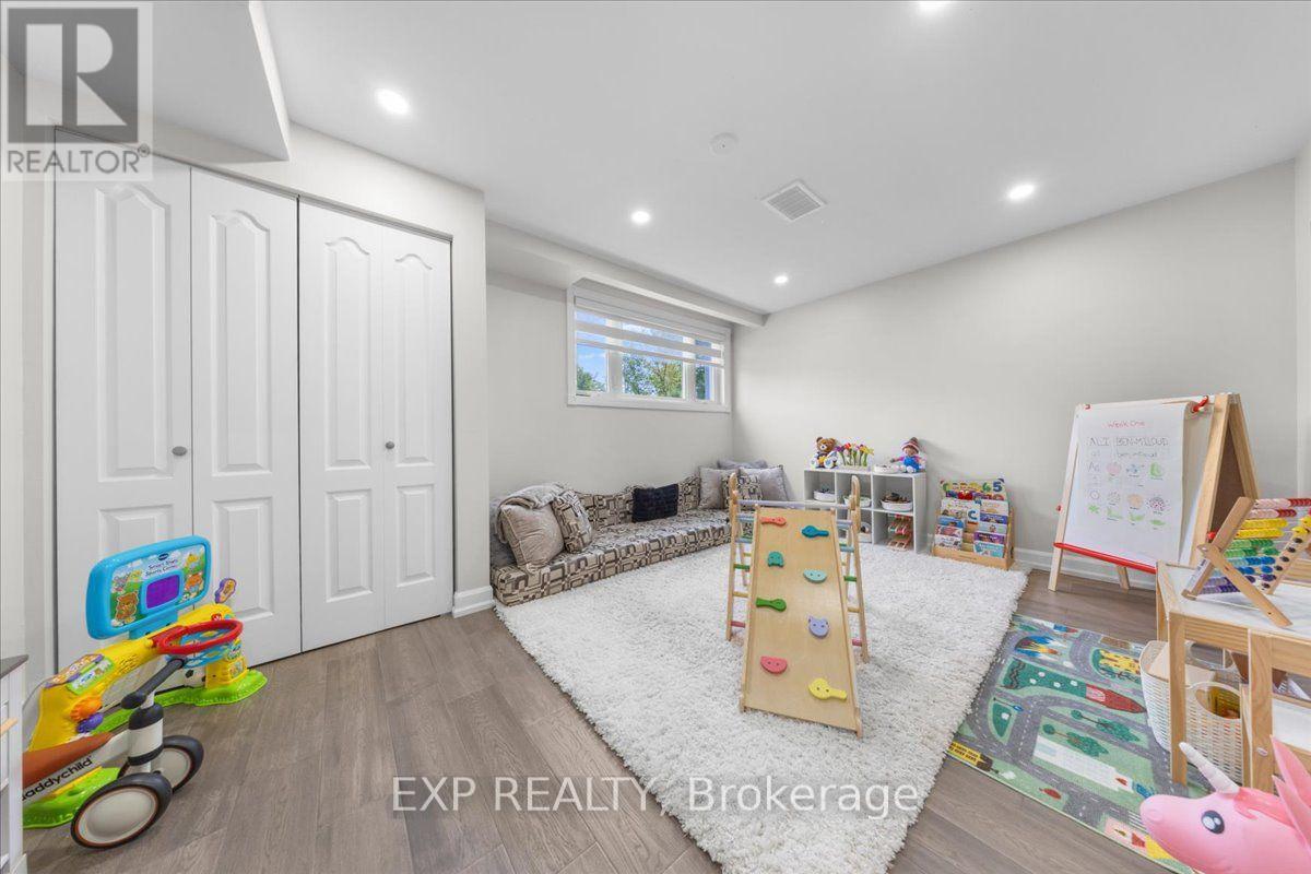 2940 Prince Of Wales Drive Property Photo 29