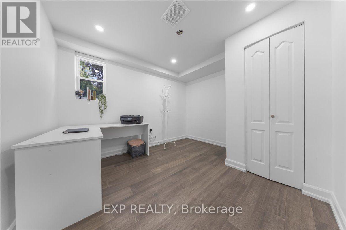2940 Prince Of Wales Drive Property Photo 30