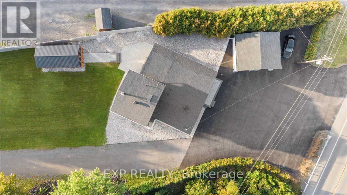 2940 Prince Of Wales Drive Property Photo 31