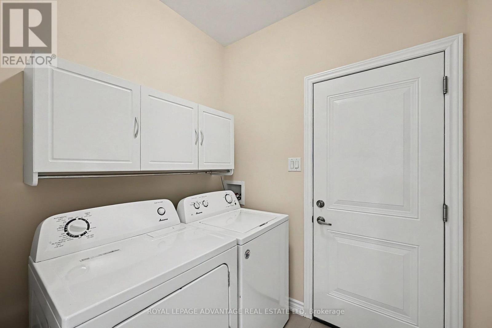 20 Senators Gate Property Photo 27