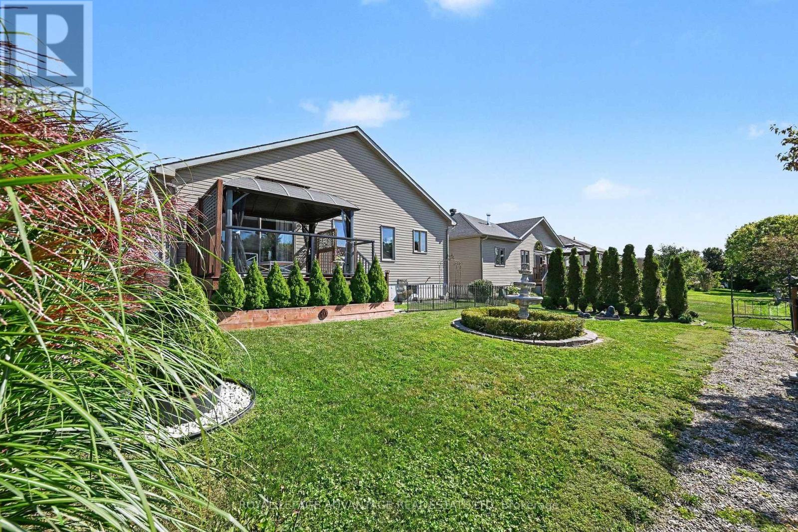 20 Senators Gate Property Photo 31