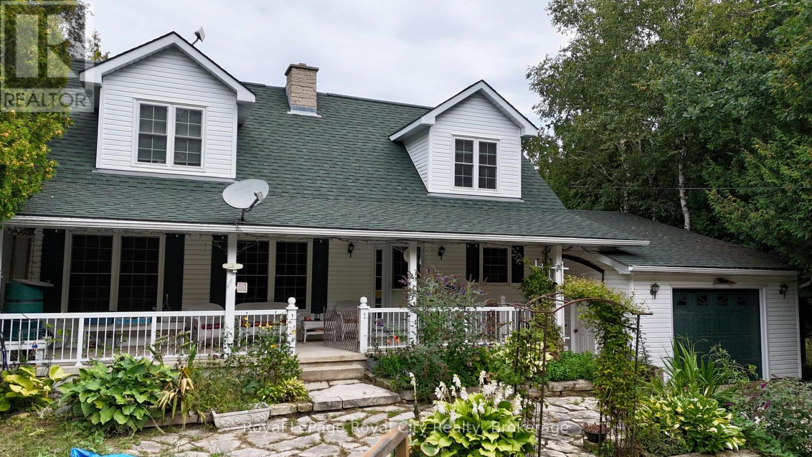 8 Brock Street Property Photo 4